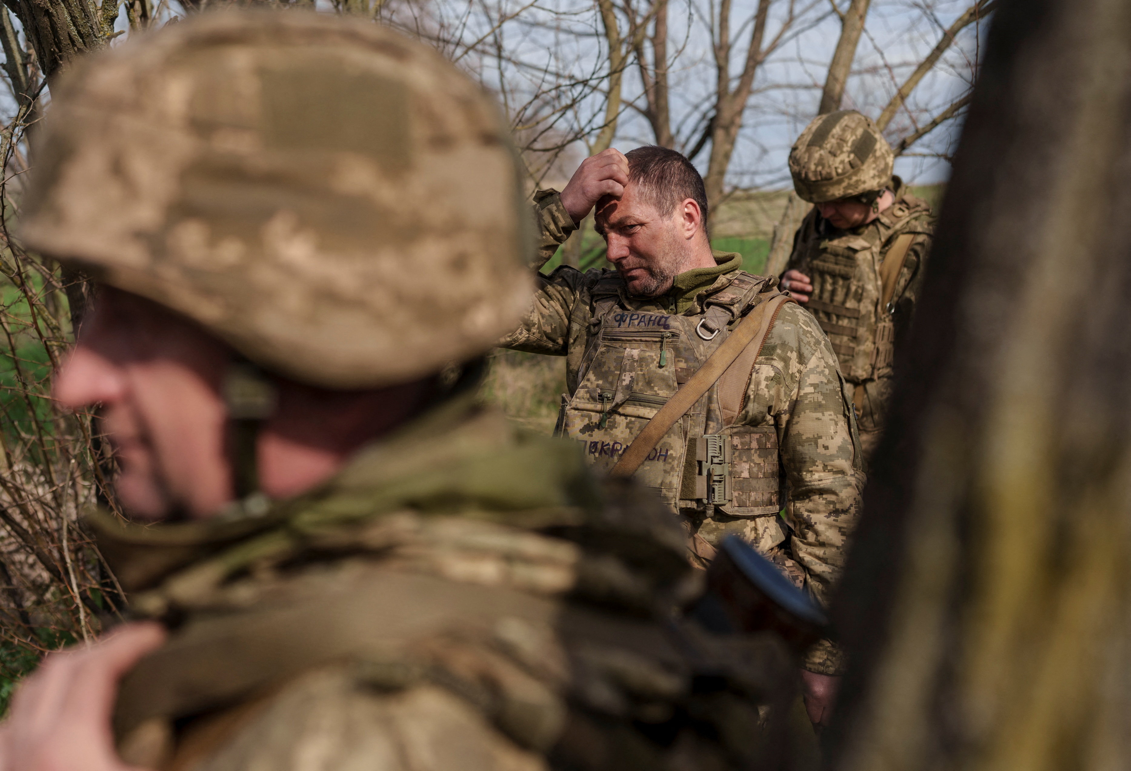 Паб в Великобритании раздает бесплатное пиво после того, как власти сочли акцию с пинтой за 25 центов «безответственной»